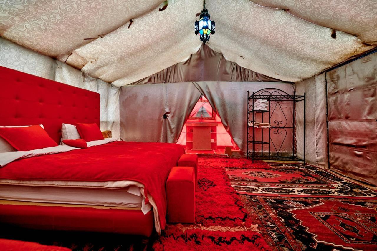 Fabulous Luxury Camp Hotel Merzouga Ngoại thất bức ảnh